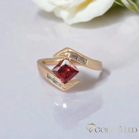   Antialergický prsten „Goldfilled” v různých velikostech, barva 18K